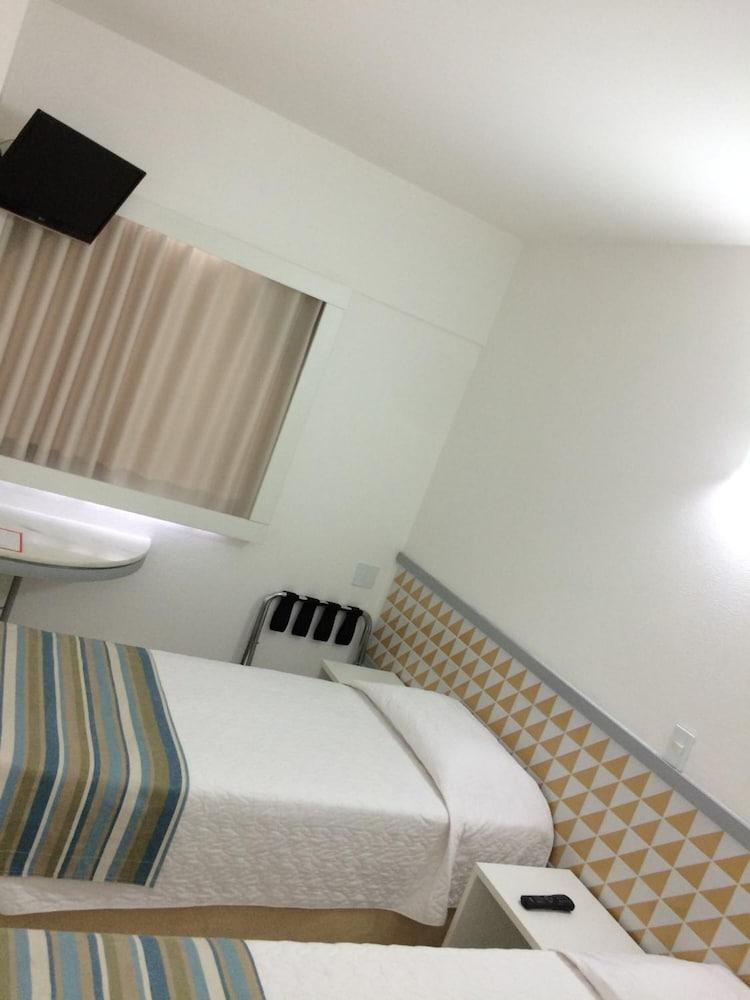 Ibis Budget Salvador Exteriör bild