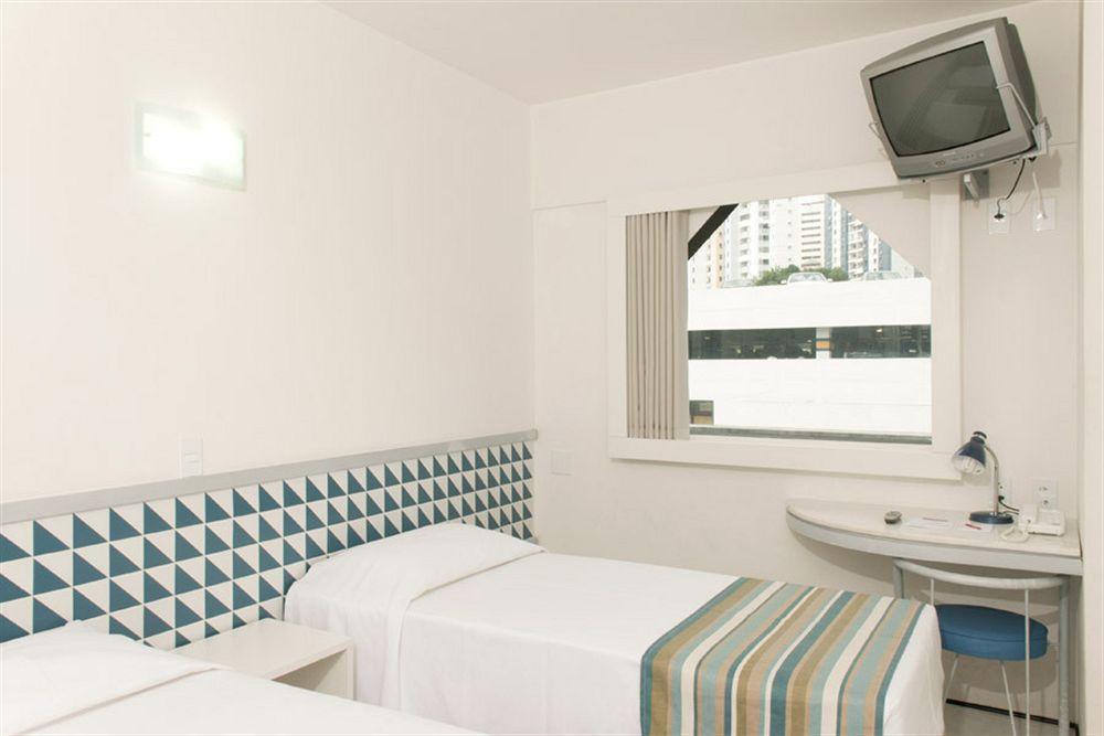 Ibis Budget Salvador Exteriör bild